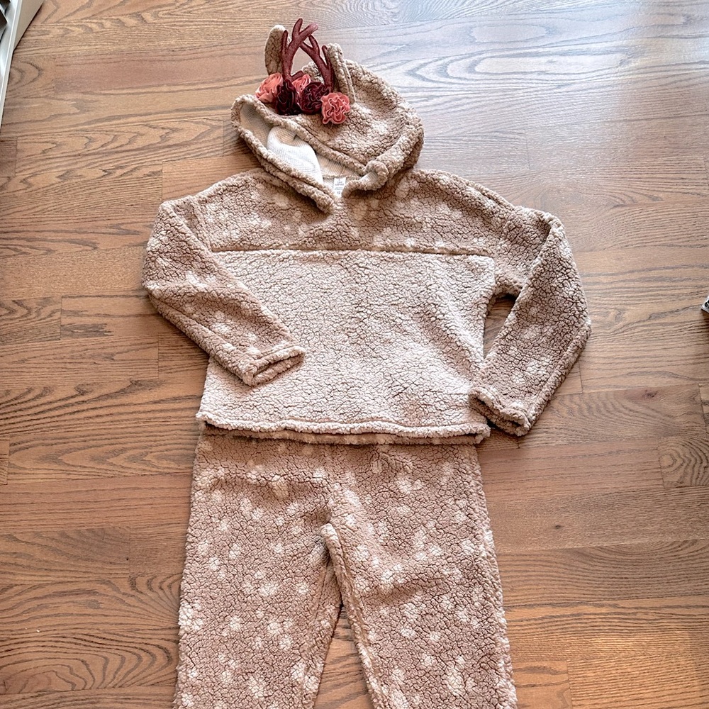 Girls most adorable Justice Reindeer Pajama/Outfit set size 12